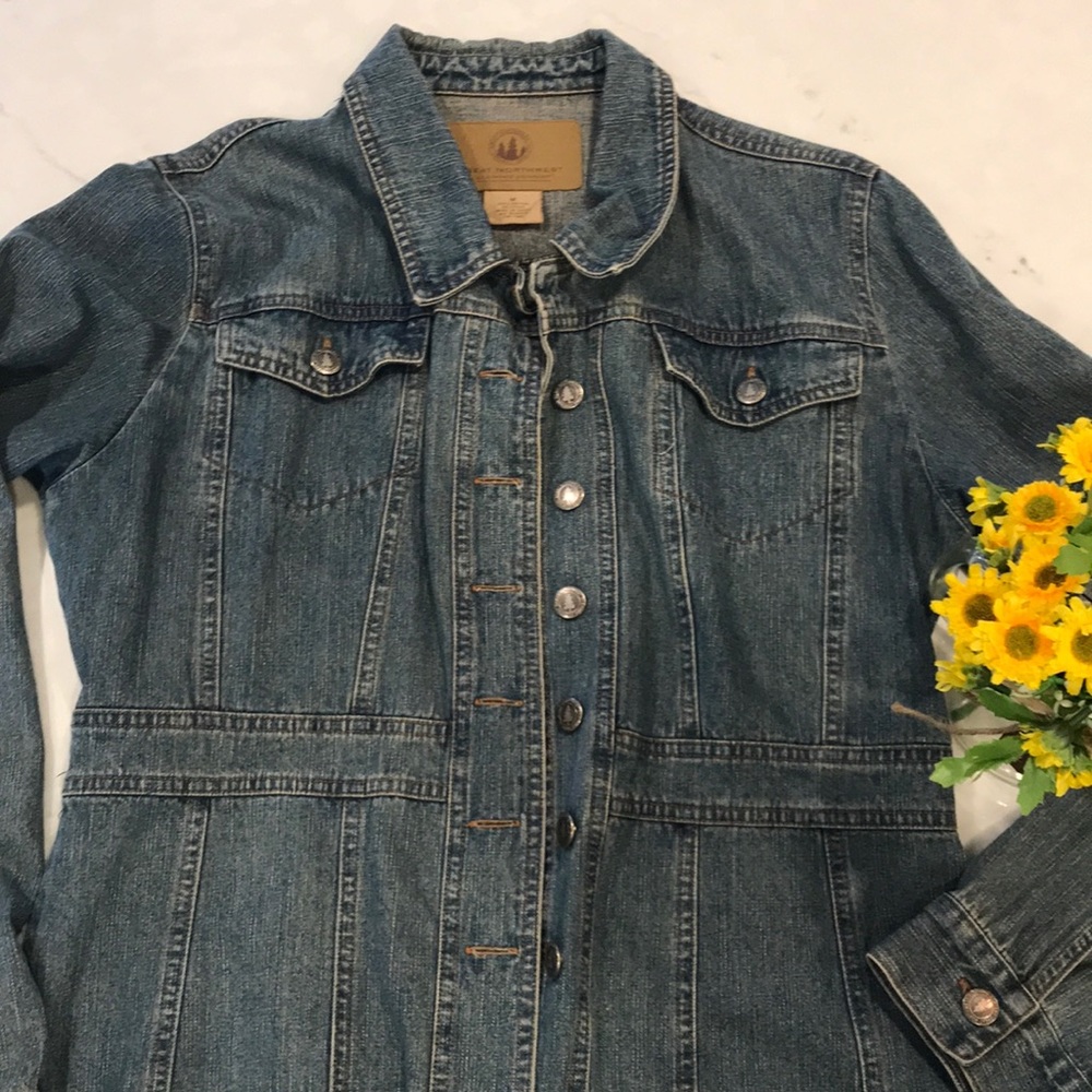 Women’s Denim Jacket
